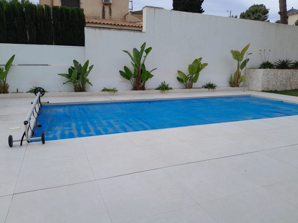 mantenimiento de piscina en Alicante