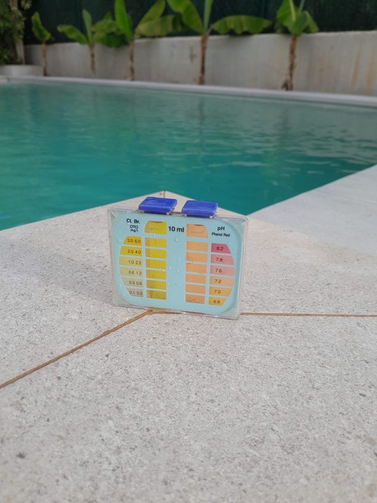 mantenimiento de piscina en Alicante